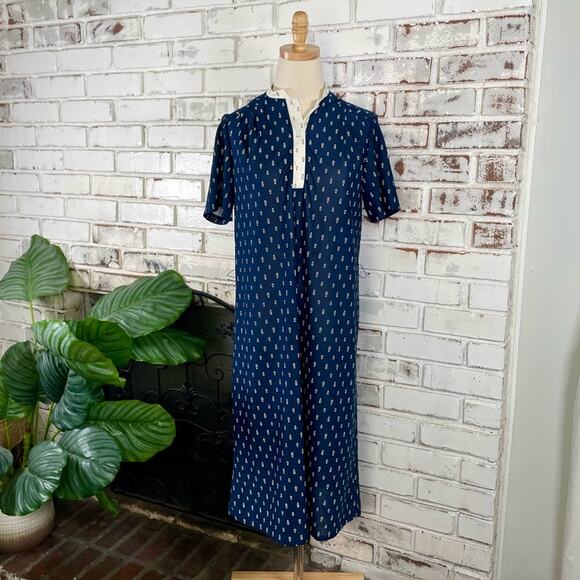 Vibtage 60s 70s Navy Cream Star Pattern Short Sleeve Midi Shirt Dress - Picture 9 of 11